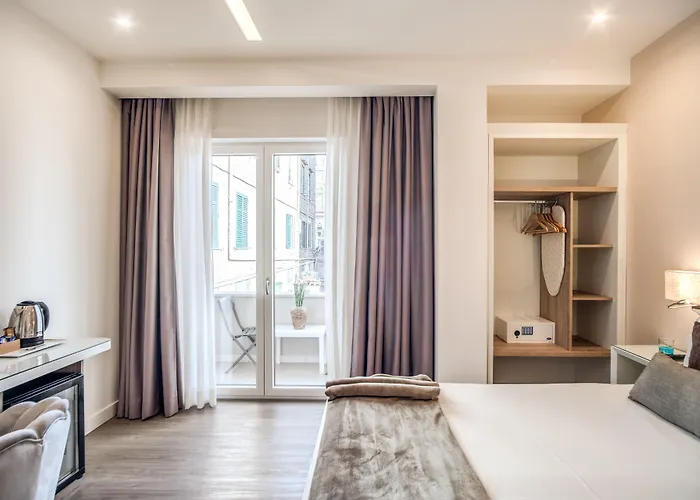 Hotel Sorrento City 3*