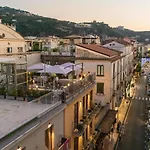 Hotel Sorrento City Отель