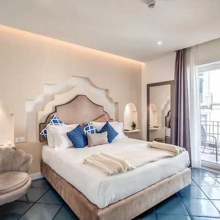 Hotel Sorrento City 3*