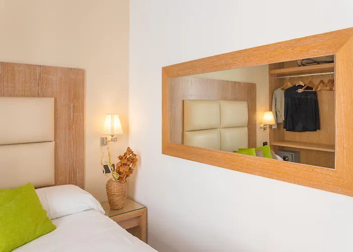 Hotel Sorrento City Отель 3*