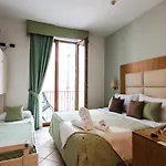 Hotel Sorrento City