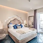 Hotel Sorrento City 3*