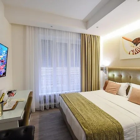 Отель Hotel Sorrento City Сорренто