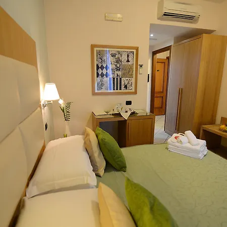 Hotel Sorrento City Hotel 3*
